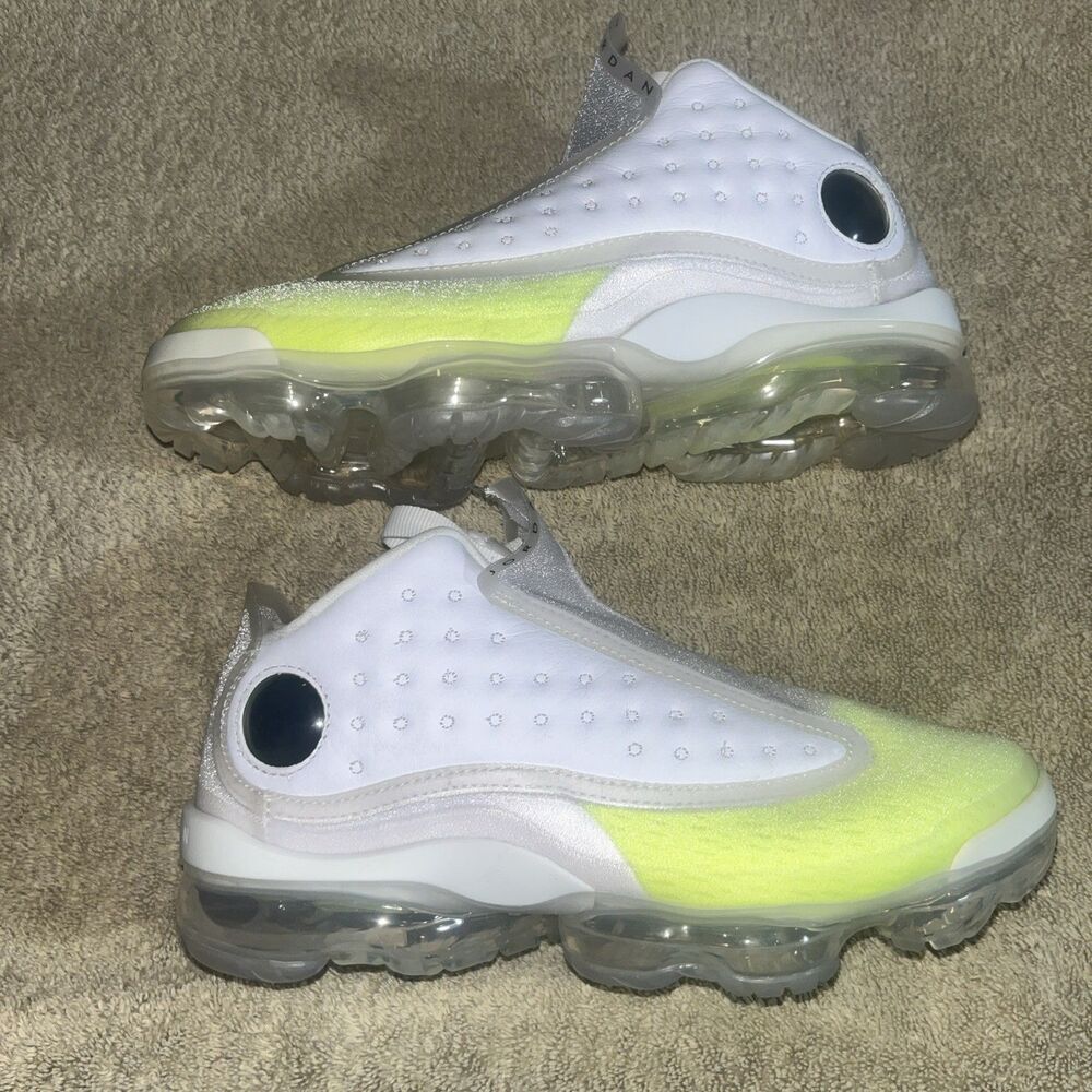 Size 6 - Air Jordan Reign White Volt W